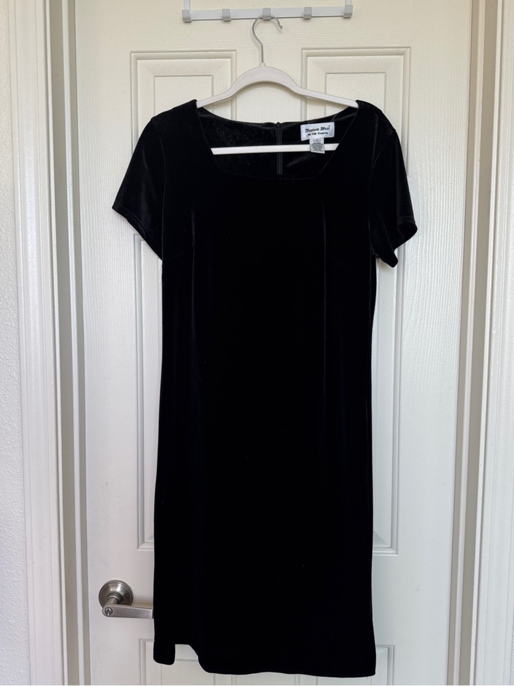 Vintage Black Velvet Short Sleeve Shift Dress